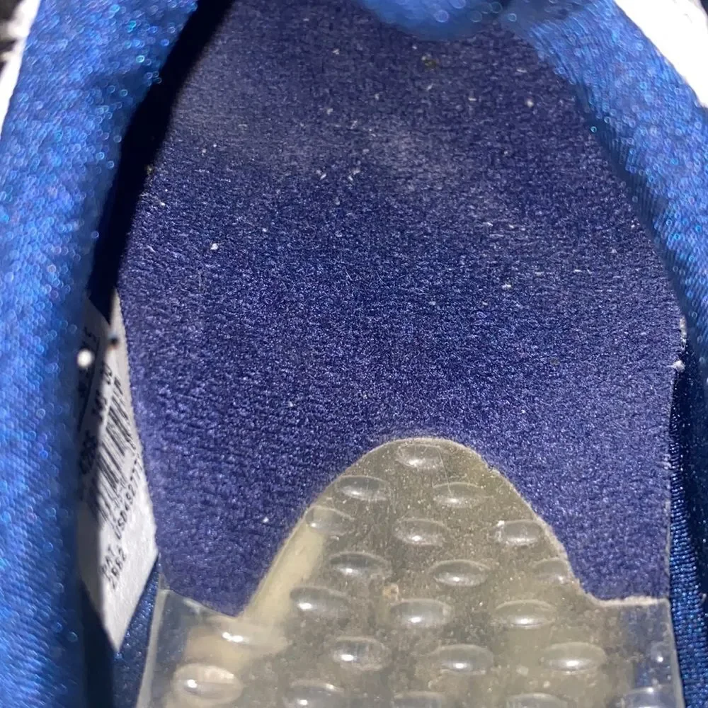Vintage Y2K Nike Woman Shoes Size 7.5
